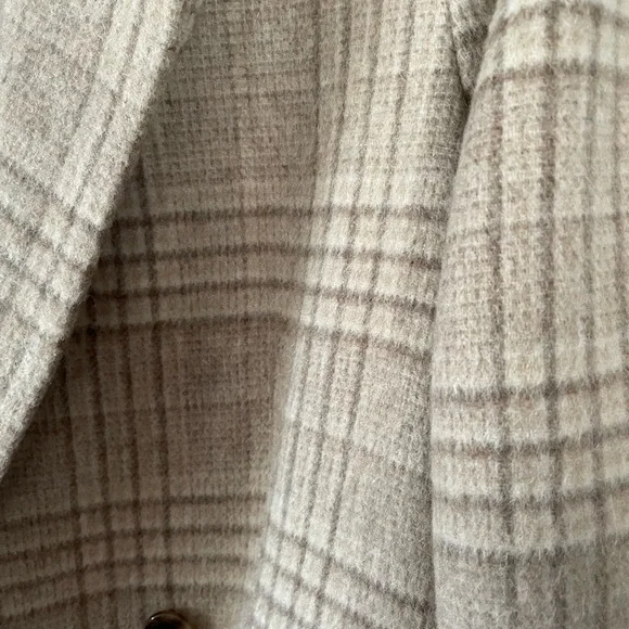 Reformation Plaid Tan Coat - Picture 3 of 14